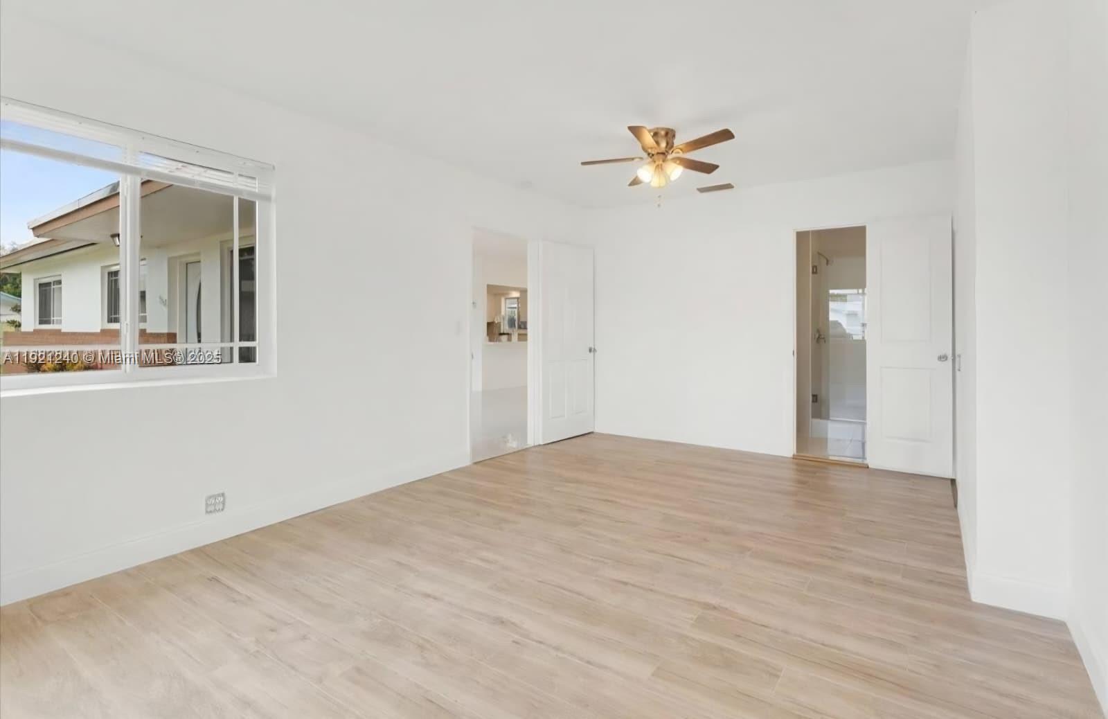 BOULEVARD PARK - Residential Lease