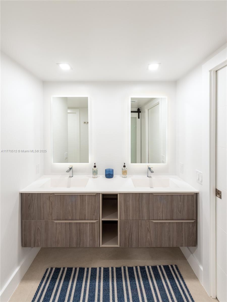 KEY COLONY NO 4 CONDO - Residential