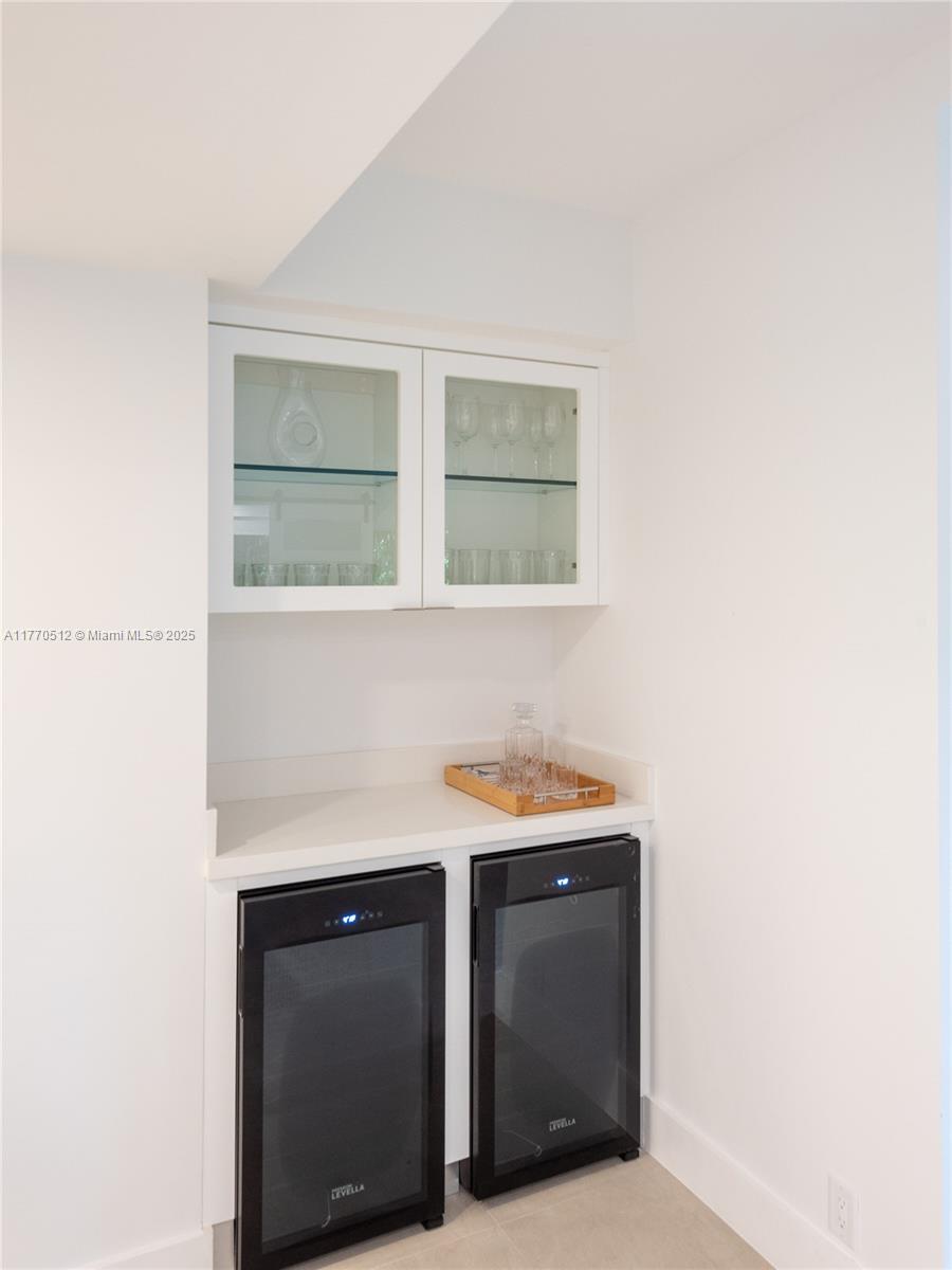 KEY COLONY NO 4 CONDO - Residential