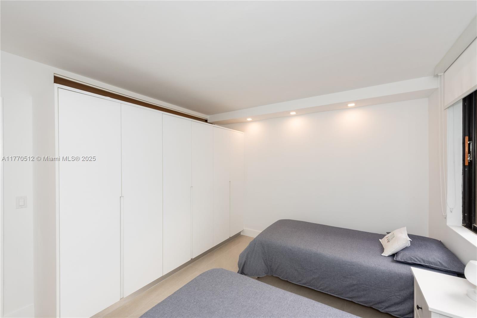 KEY COLONY NO 4 CONDO - Residential