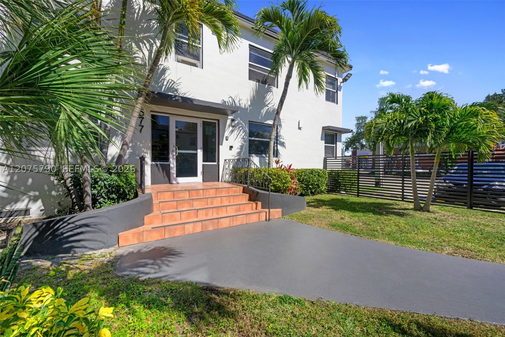 575 NE 82nd St 15