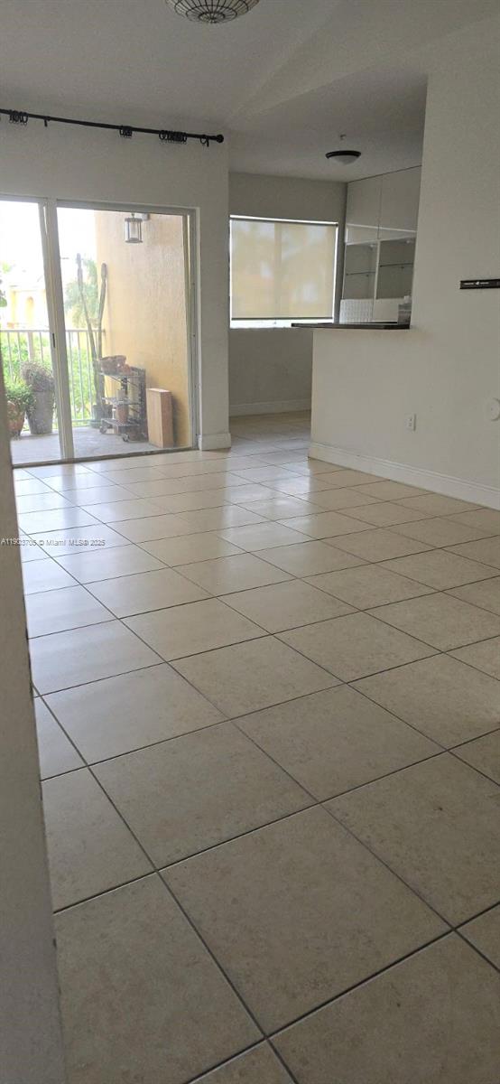 BREEZE OF GALLOWAY CONDO - Residential Lease