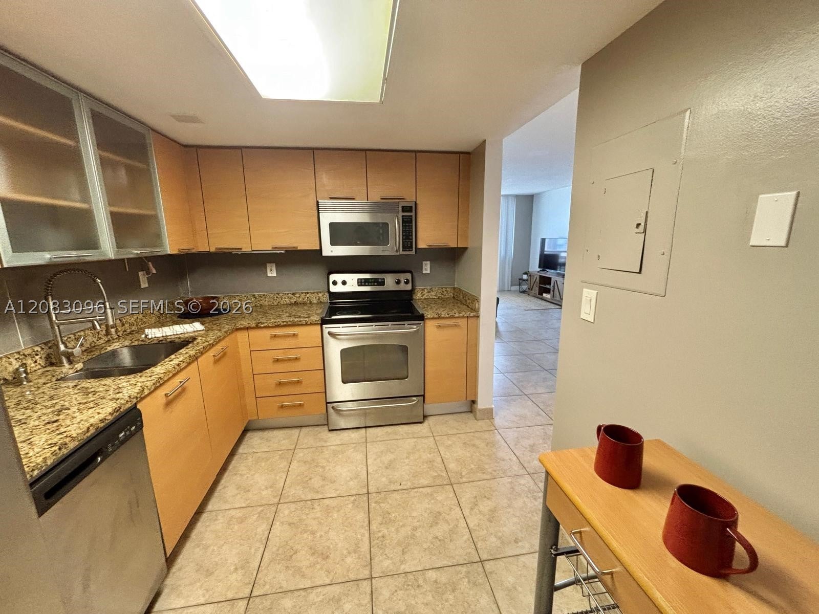 3300 NE 192nd St PH16