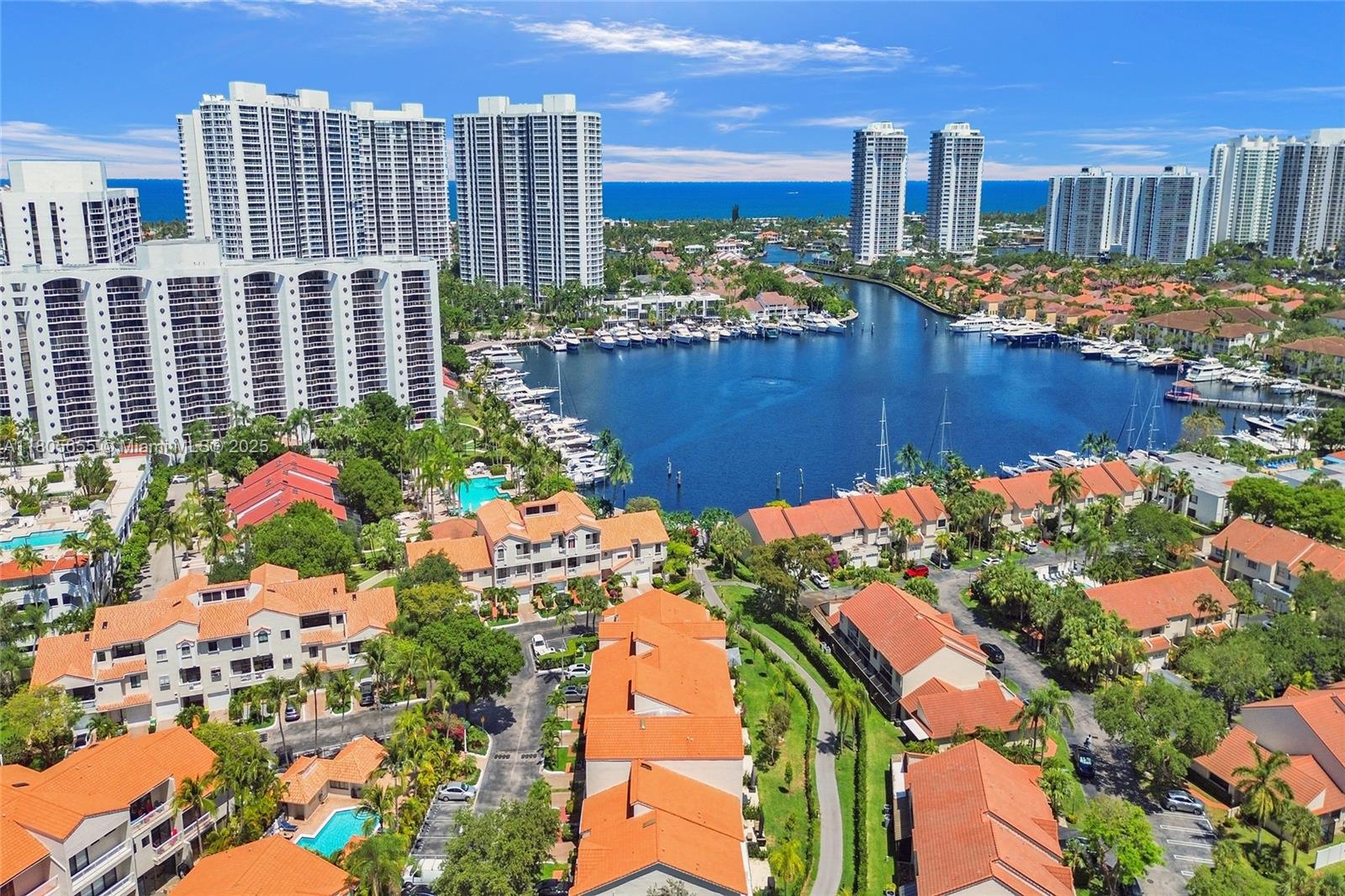 21382 Marina Cove Cir 15-D, Aventura, Miami-Dade County, Florida - 4 Bedrooms  
4 Bathrooms - 