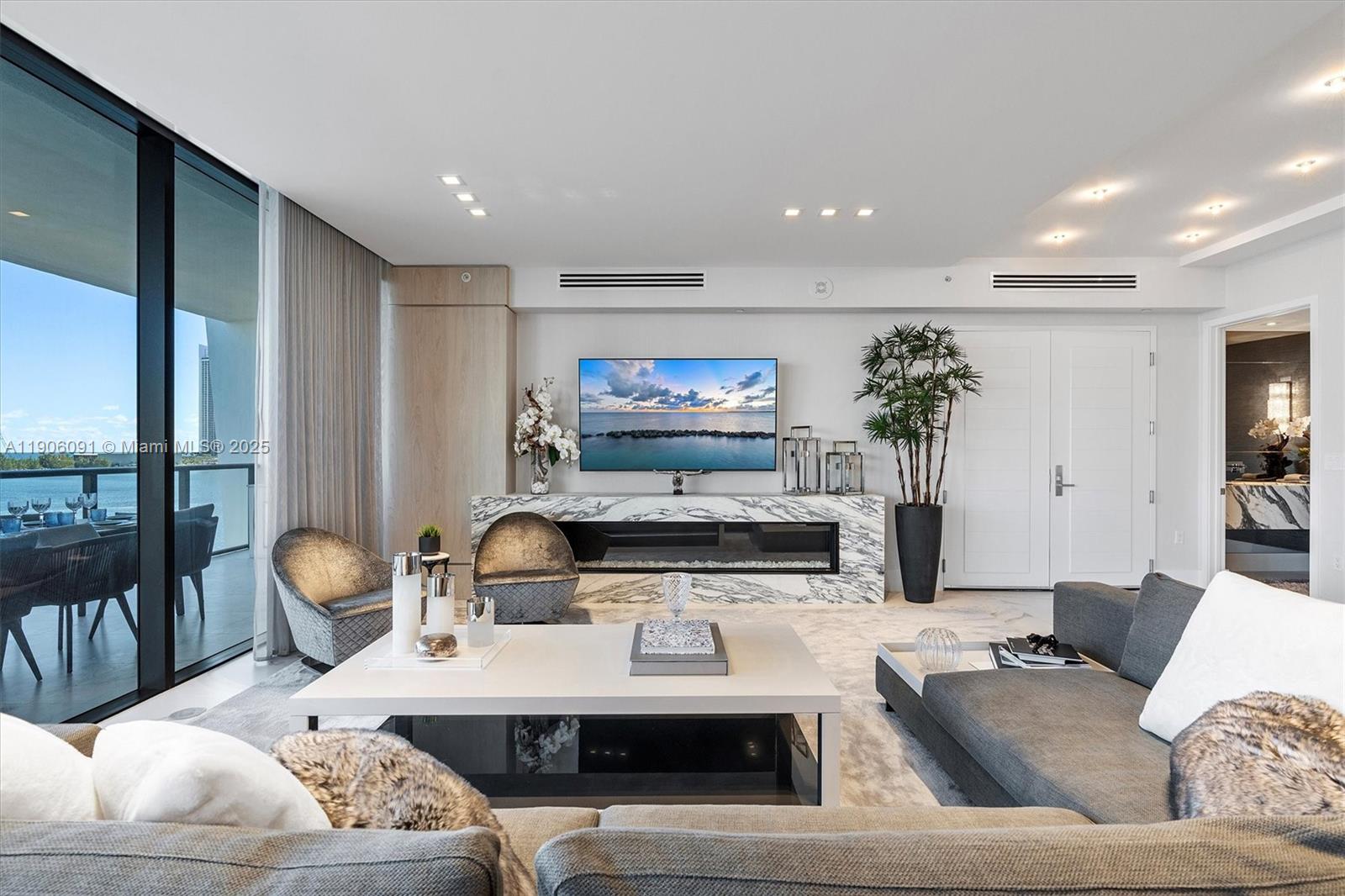 5500 Island Estates Dr 501