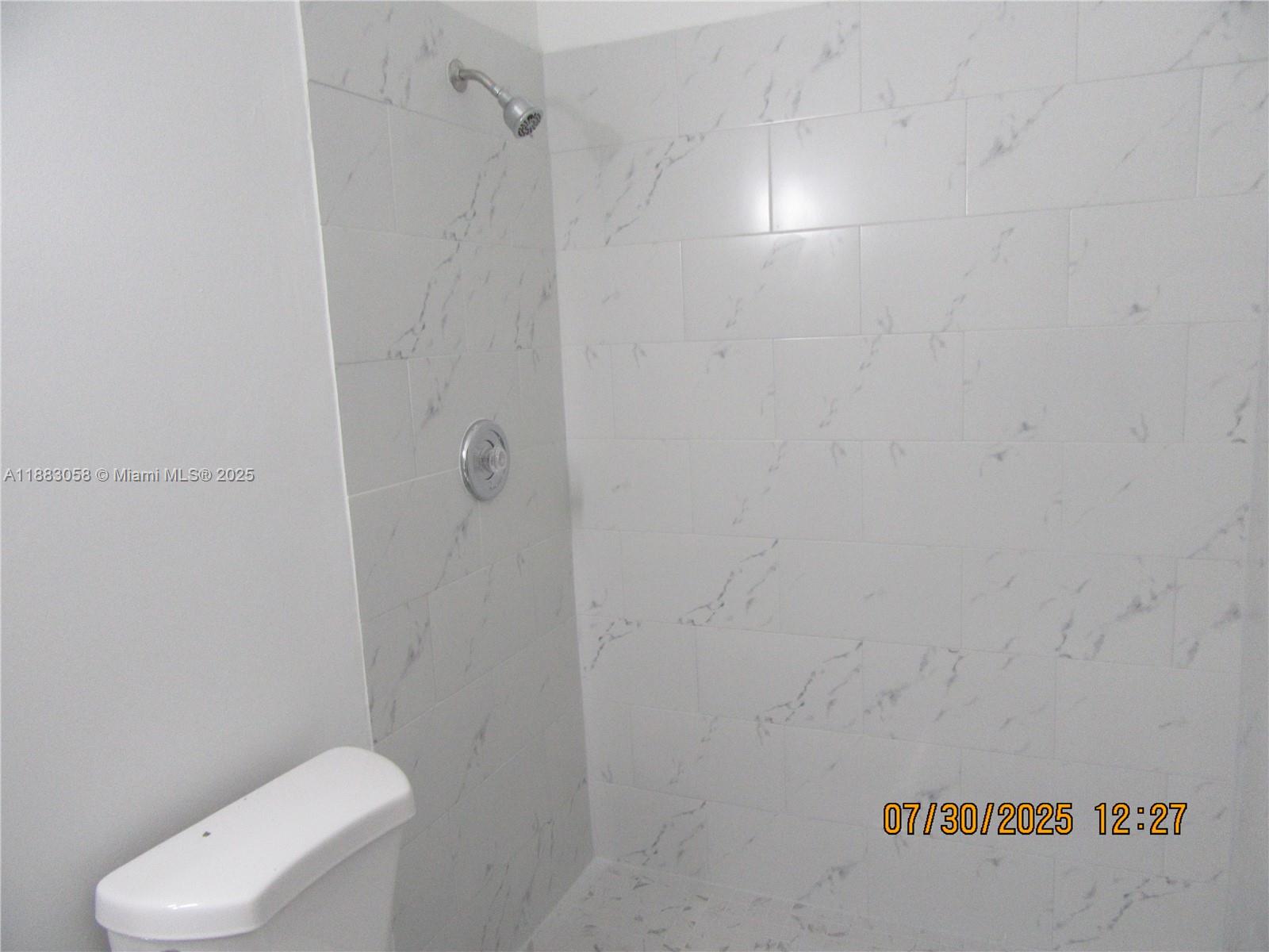 WESTWIND LAKES GARDEN HOM - Residential Lease