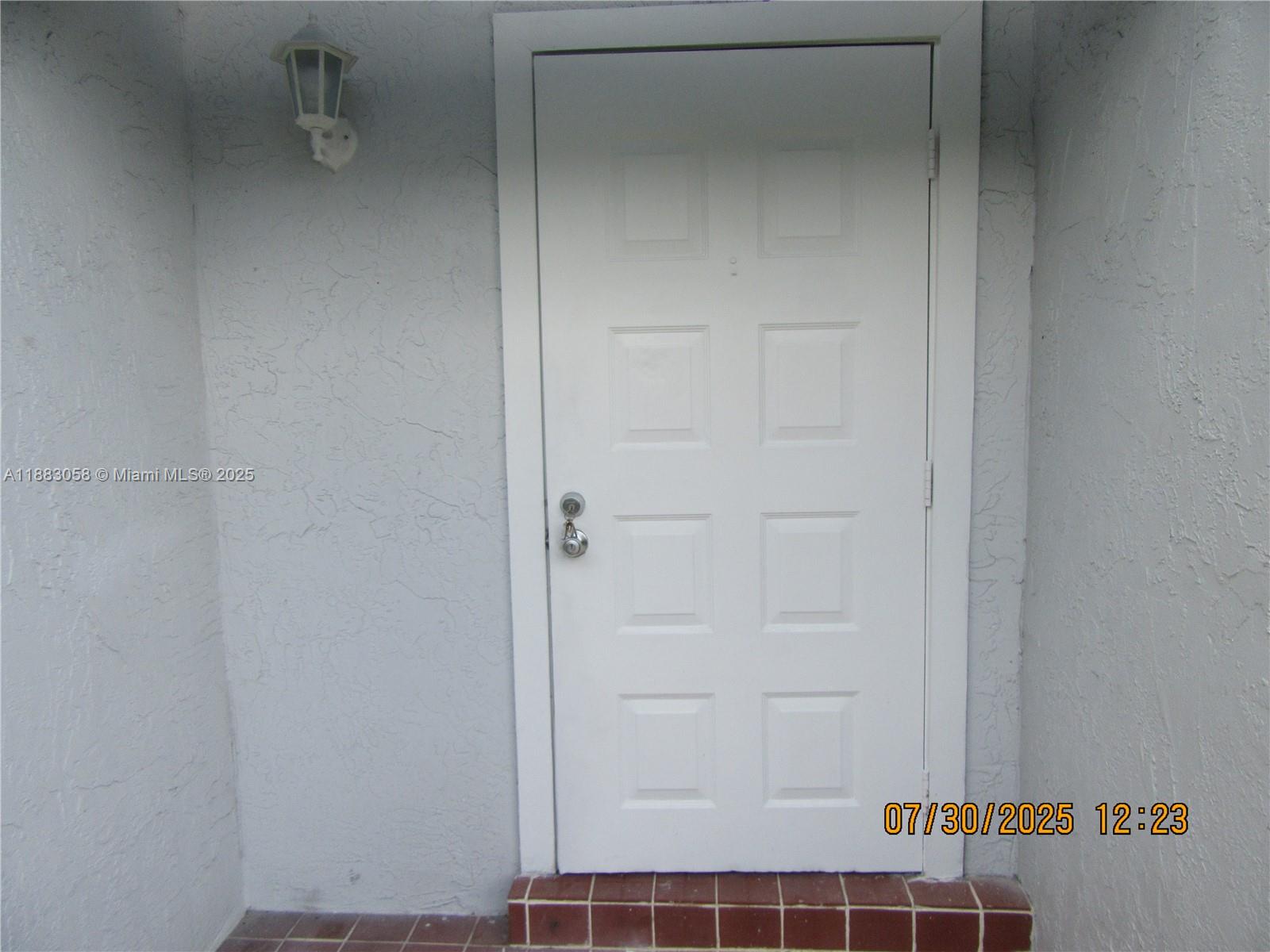 WESTWIND LAKES GARDEN HOM - Residential Lease