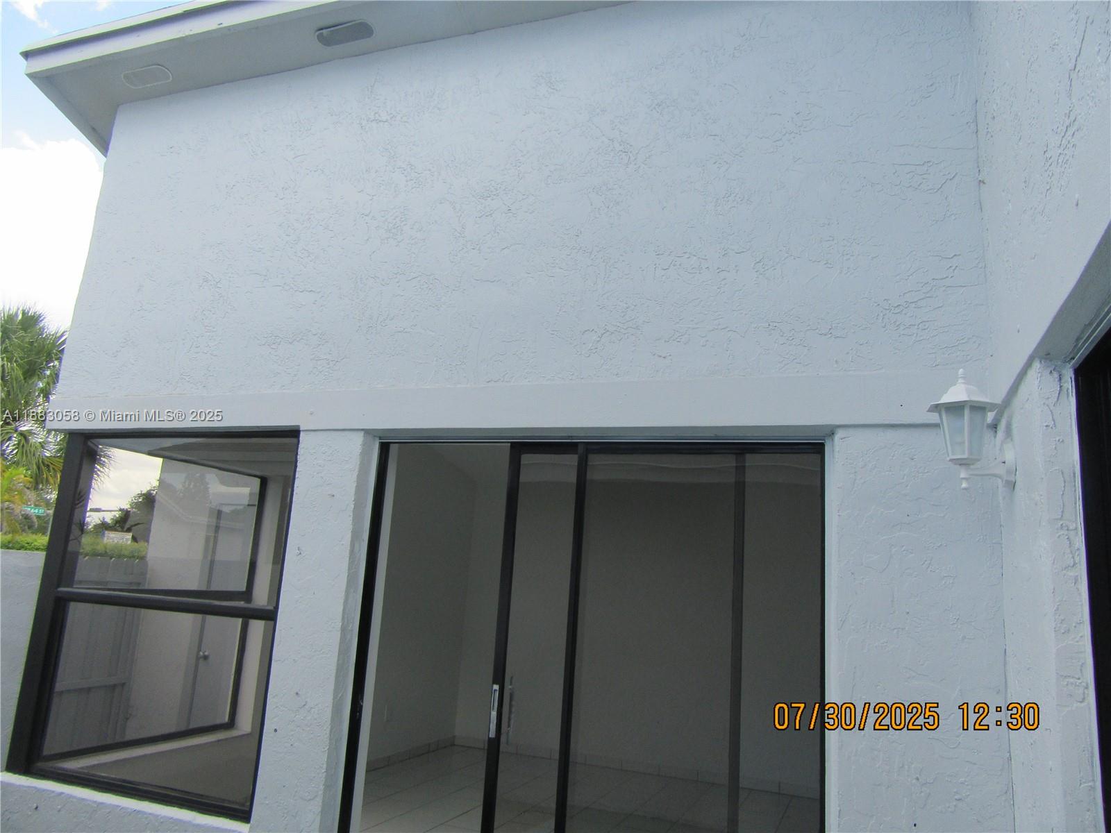 WESTWIND LAKES GARDEN HOM - Residential Lease