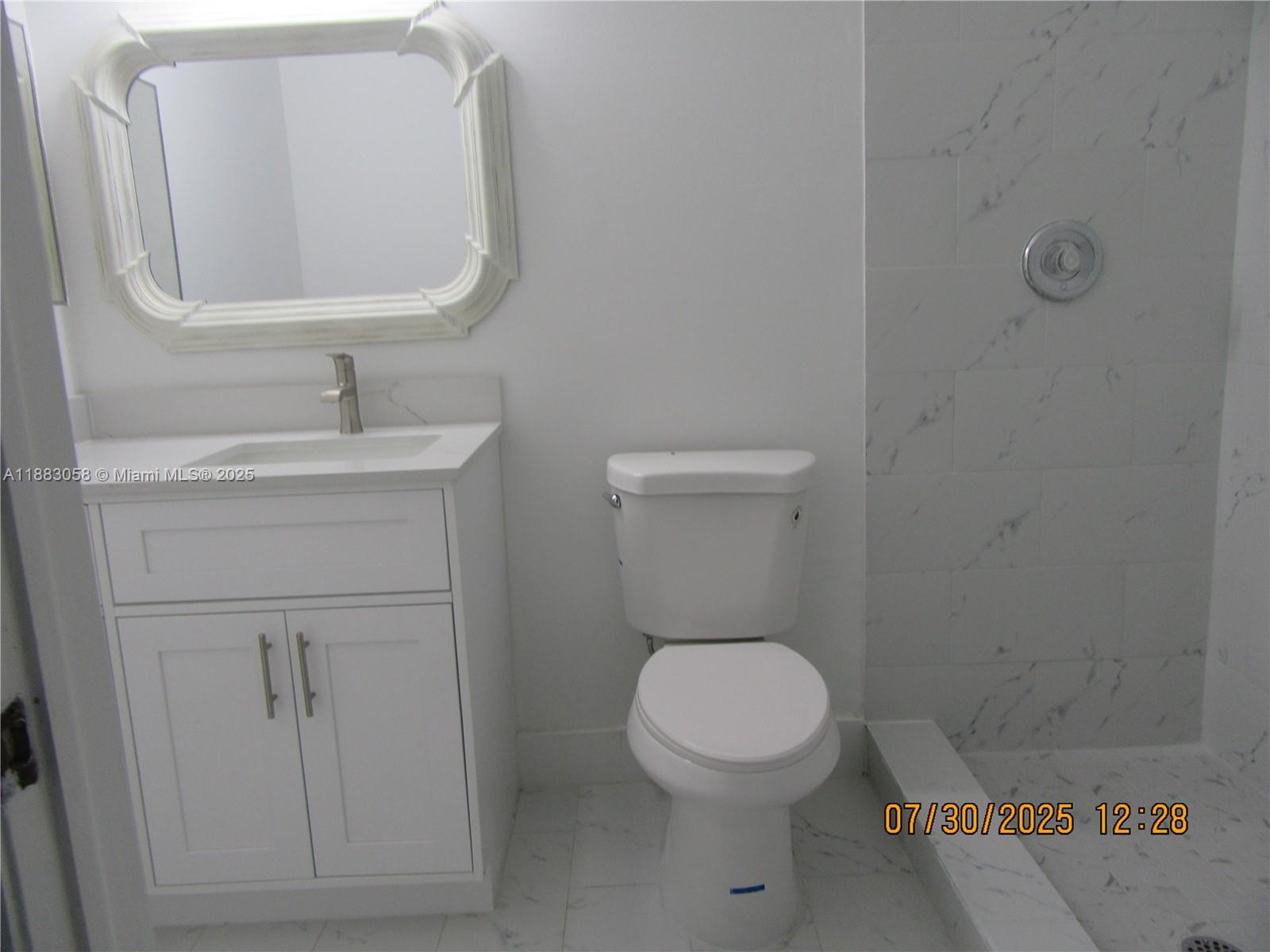 WESTWIND LAKES GARDEN HOM - Residential Lease