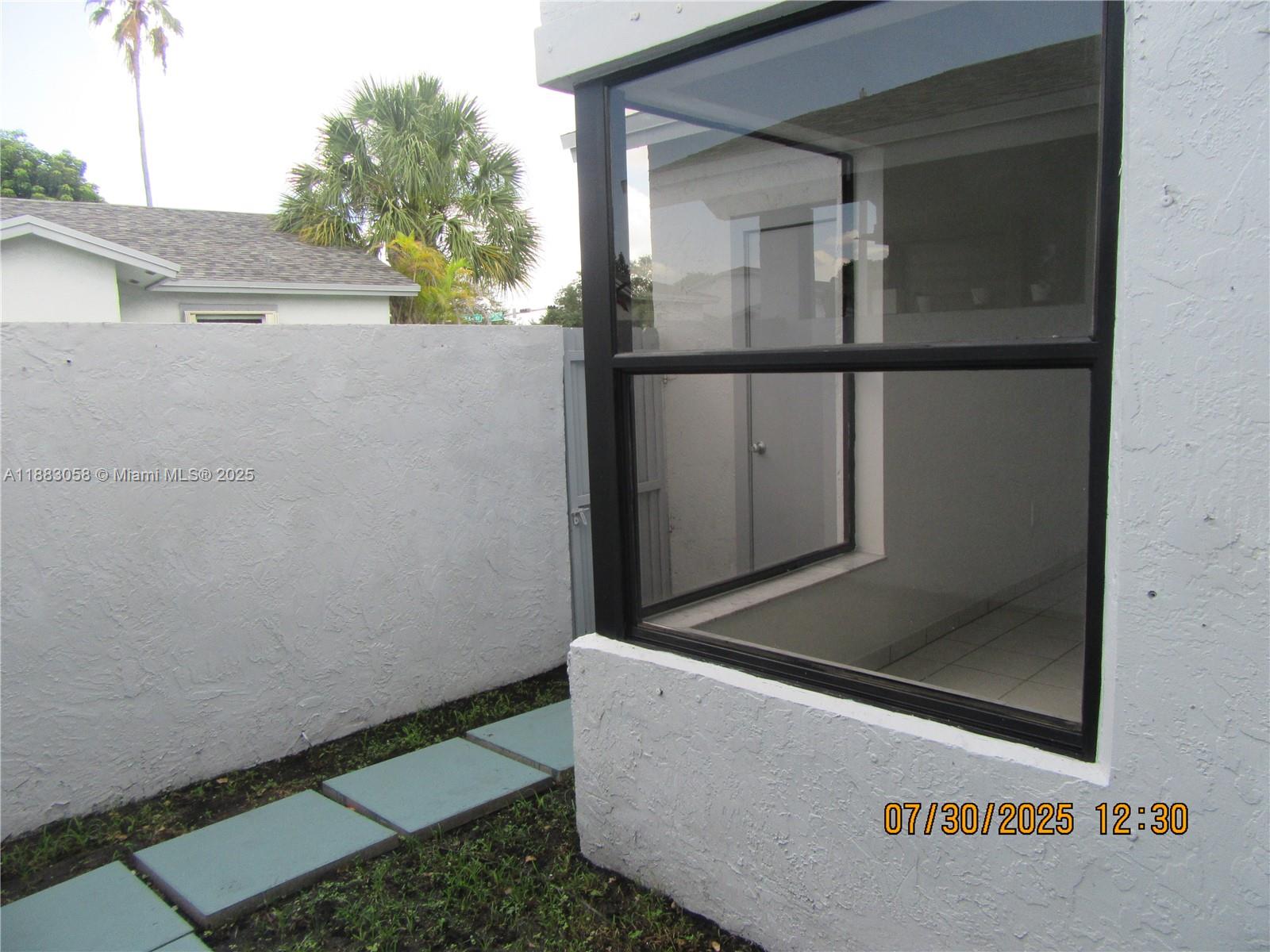WESTWIND LAKES GARDEN HOM - Residential Lease