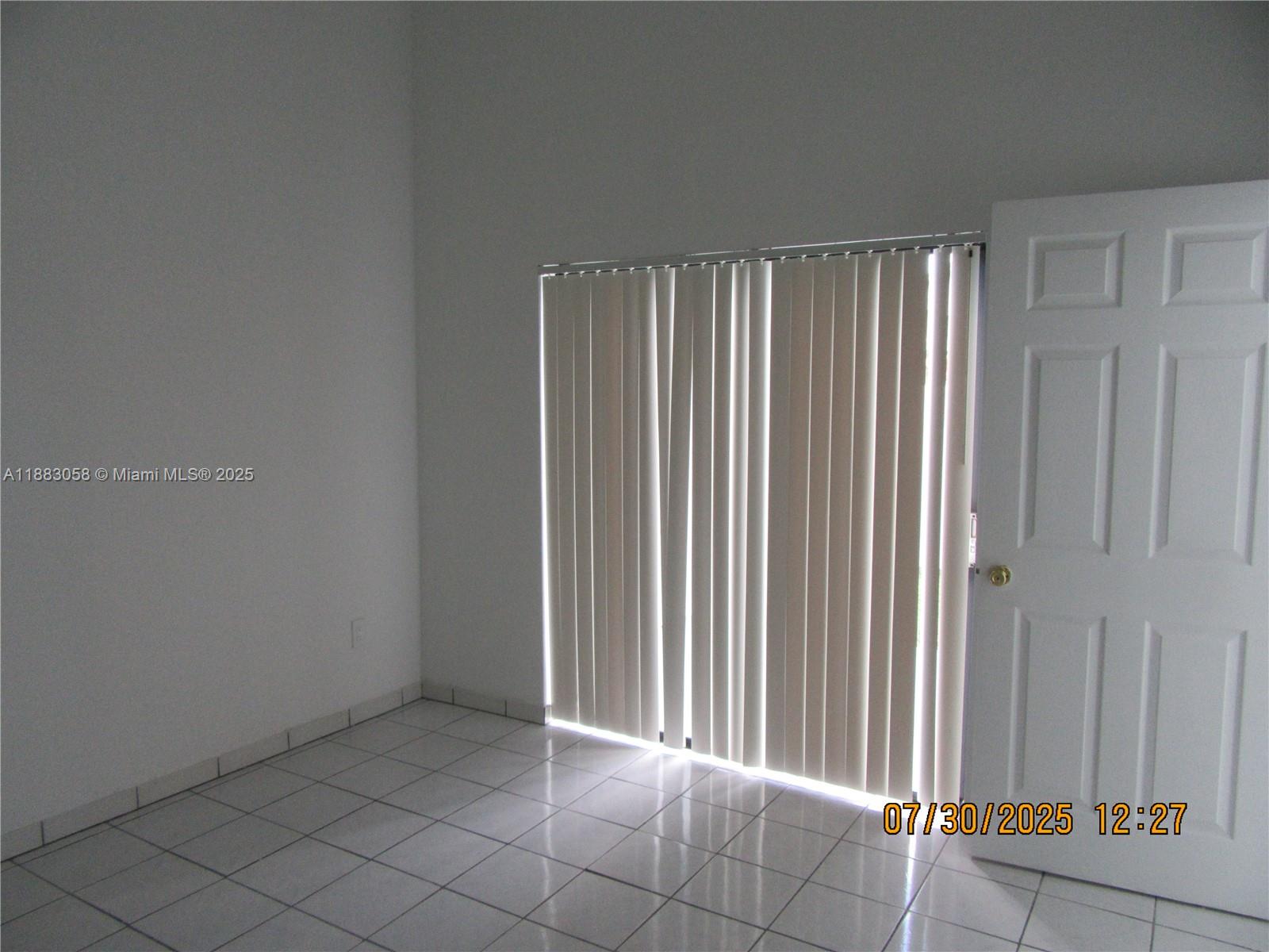 WESTWIND LAKES GARDEN HOM - Residential Lease