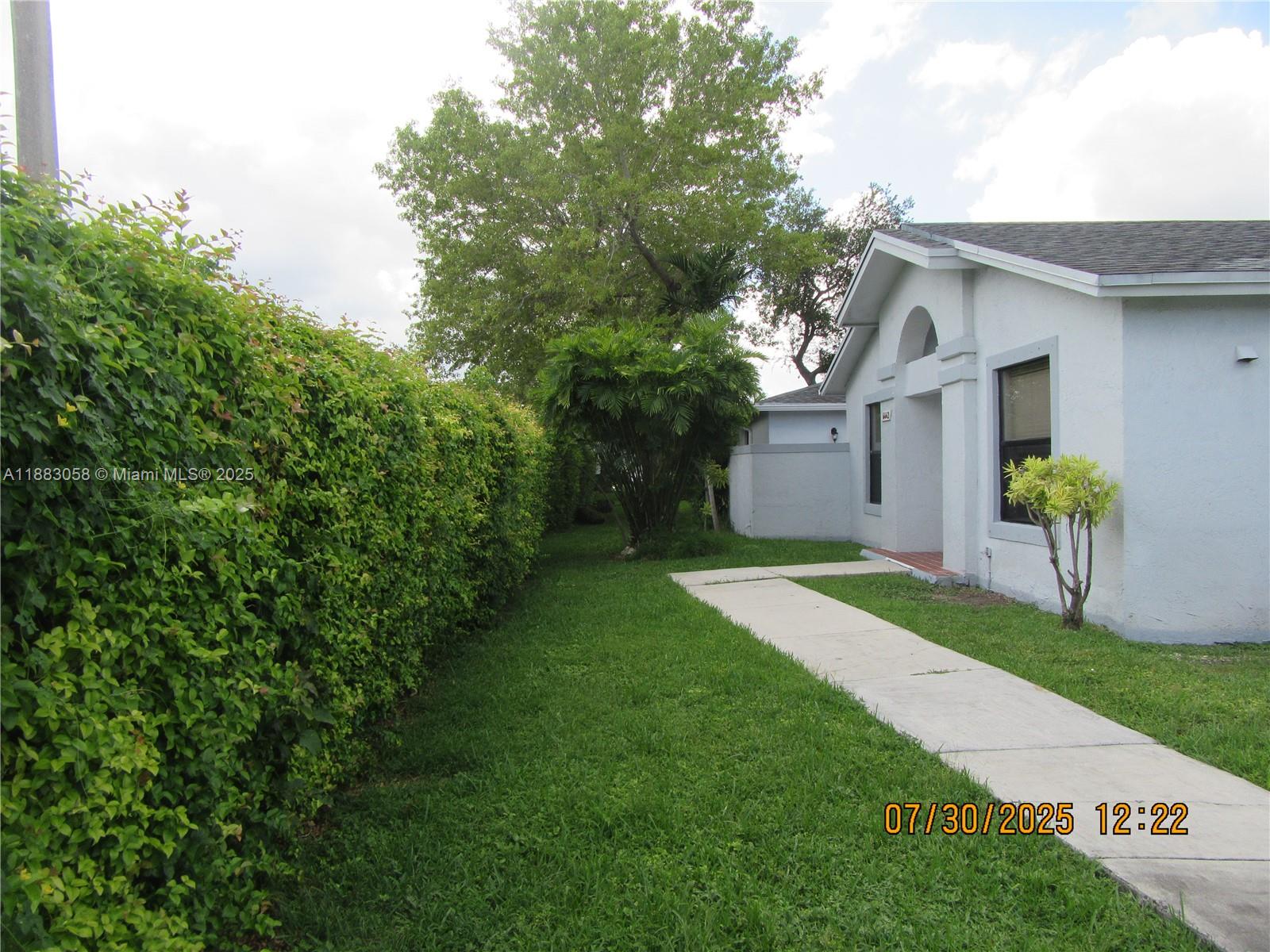 WESTWIND LAKES GARDEN HOM - Residential Lease