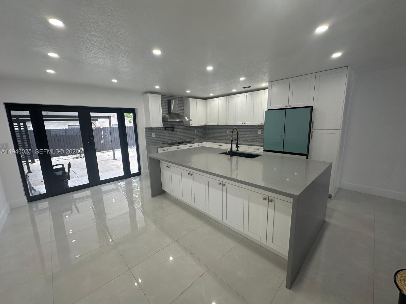 INGLESIDE PARK 1ST ADDN - Residential