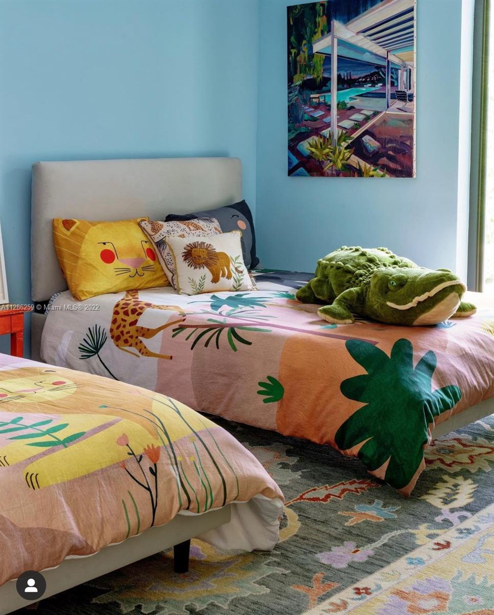 SUNSET ISLANDS-ISLAND NO - Residential