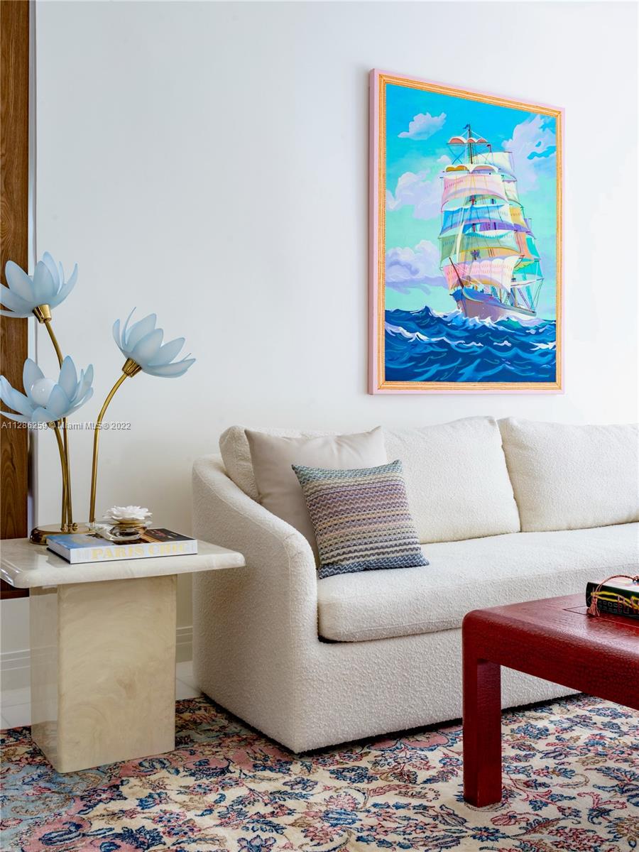 SUNSET ISLANDS-ISLAND NO - Residential