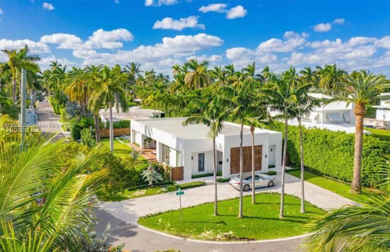 SUNSET ISLANDS-ISLAND NO - Residential