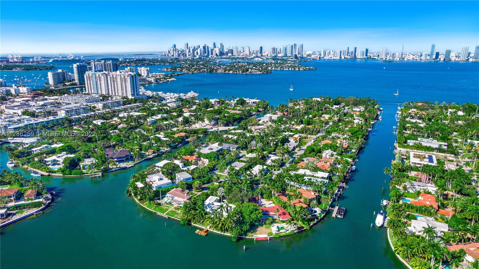 SUNSET ISLANDS-ISLAND NO - Residential