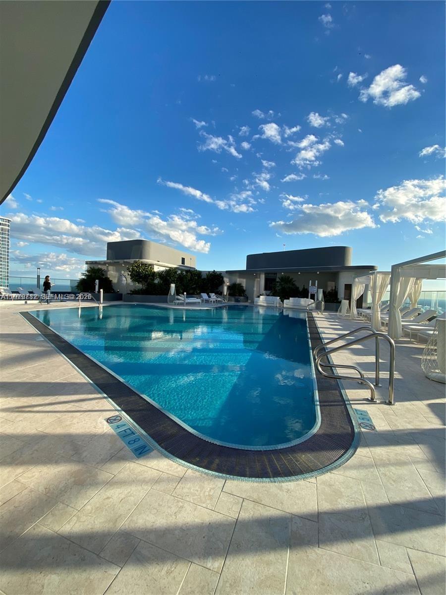 BRICKELL FLATIRON CONDO - Residential