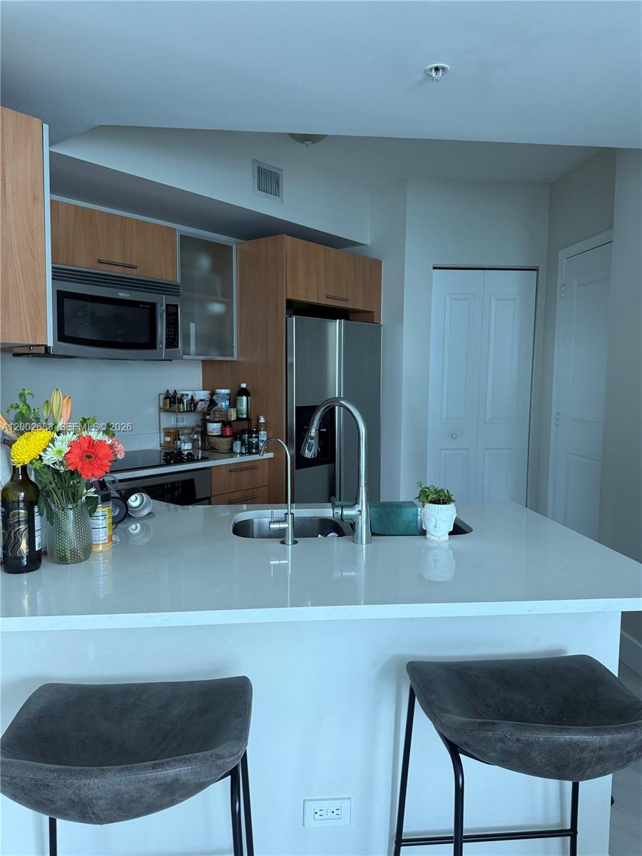 PLATINUM CONDO - Residential