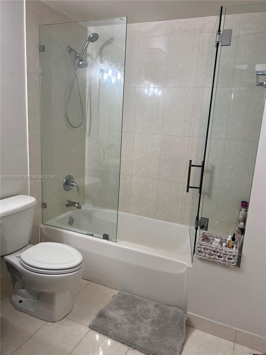 PLATINUM CONDO - Residential