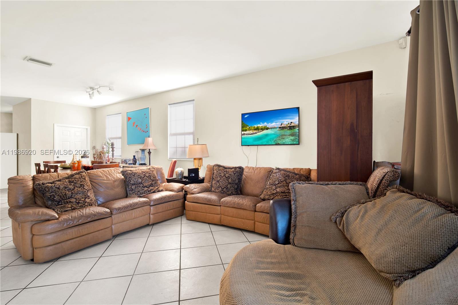 SECTORS 3 & 4 BOUNDARY PL - Residential