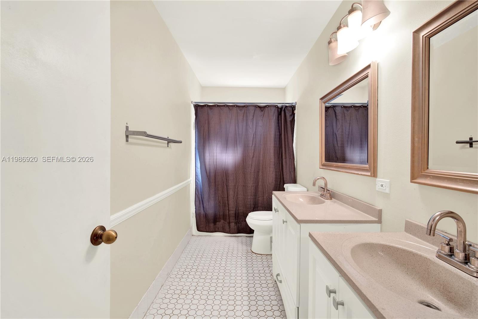 SECTORS 3 & 4 BOUNDARY PL - Residential