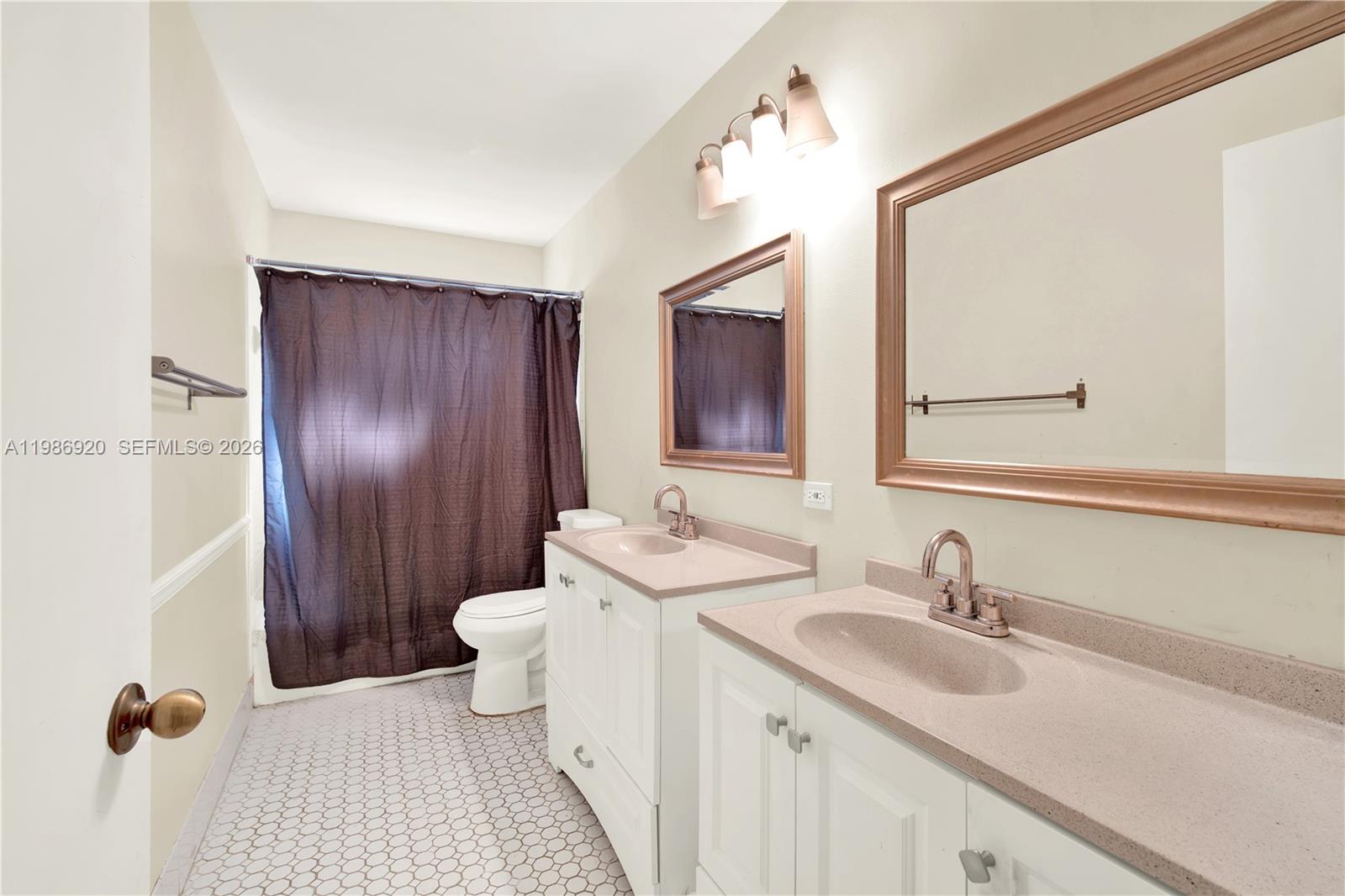 SECTORS 3 & 4 BOUNDARY PL - Residential