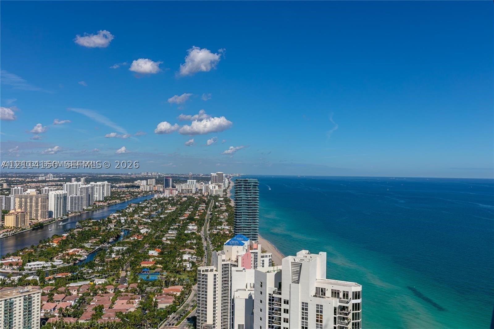 18975 Collins Ave 4705 & CABANA