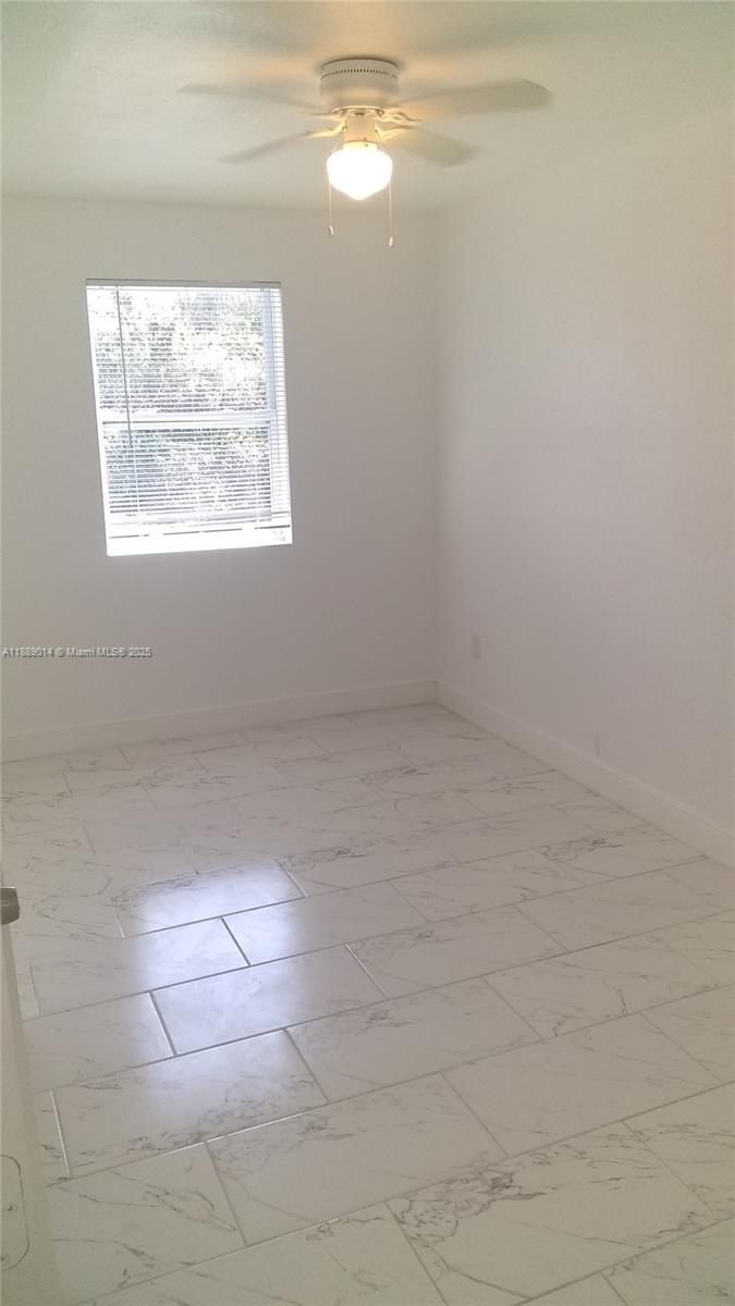 NORTH PALM BCH 4 - Residential Lease