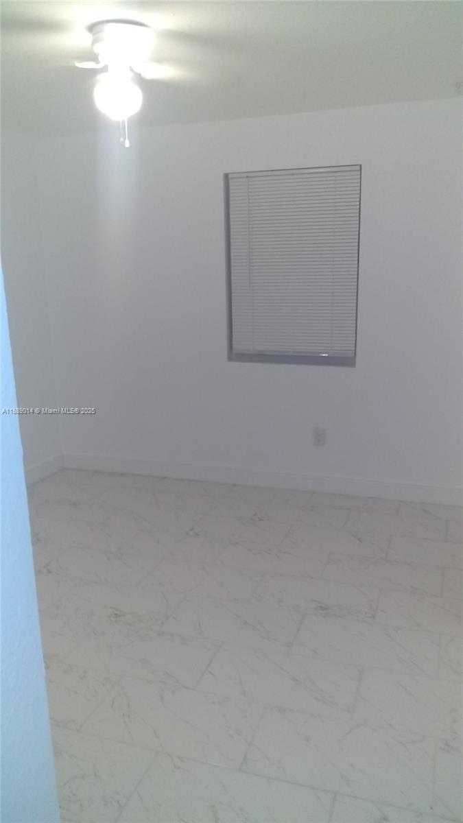 NORTH PALM BCH 4 - Residential Lease