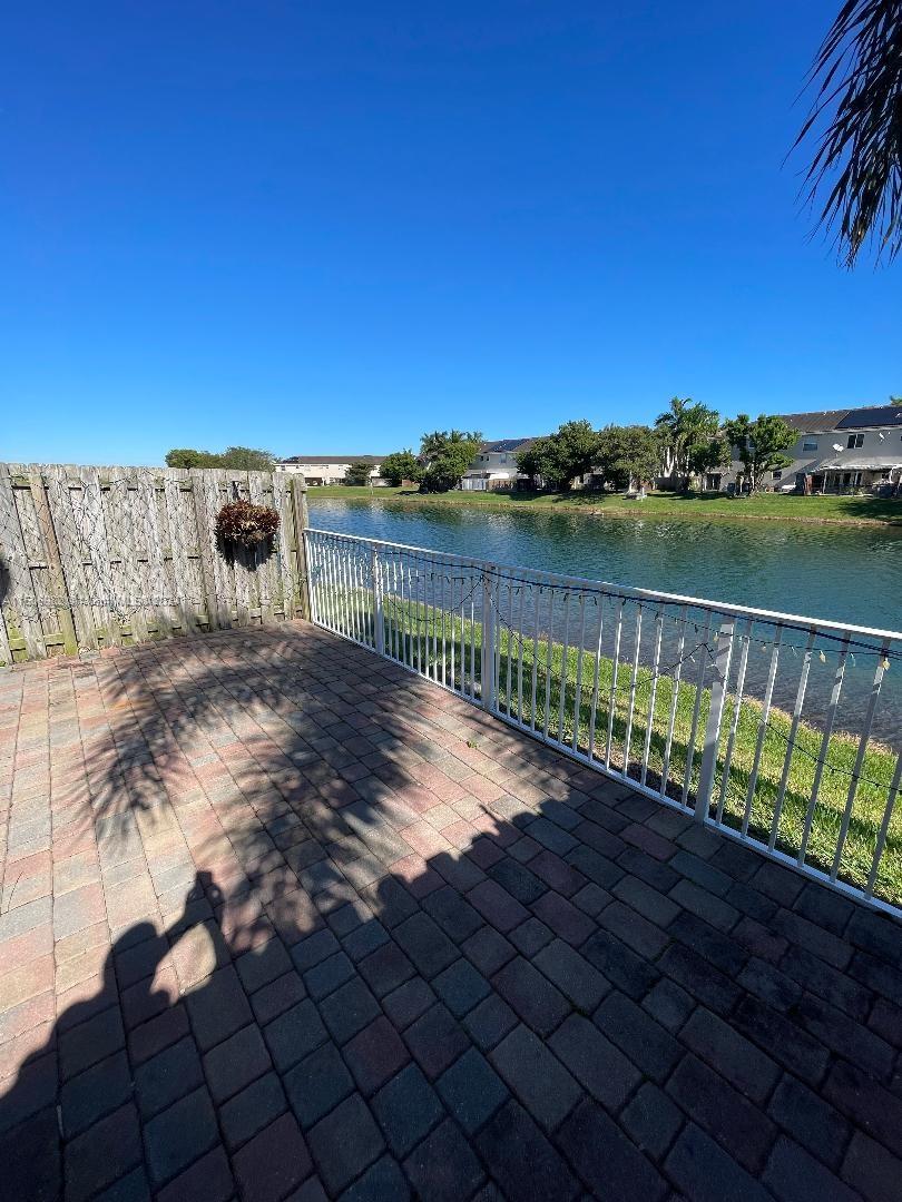 LAKES BY THE BAY EVE REPL - Residential