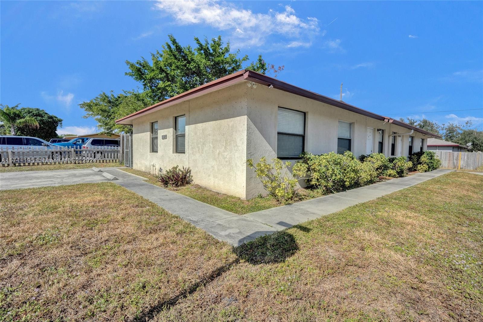 DUNBAR TERR - Residential Income