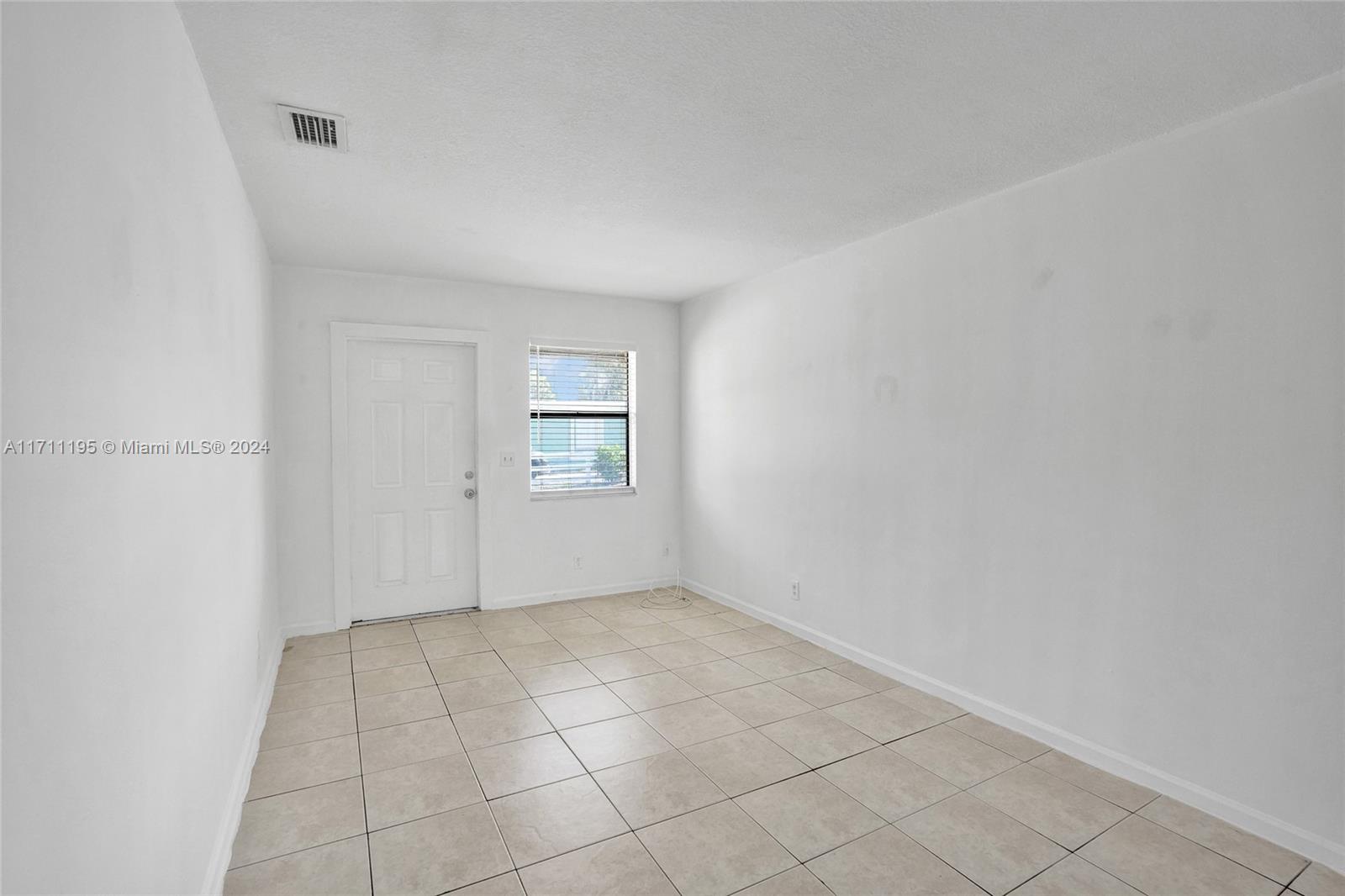 DUNBAR TERR - Residential Income