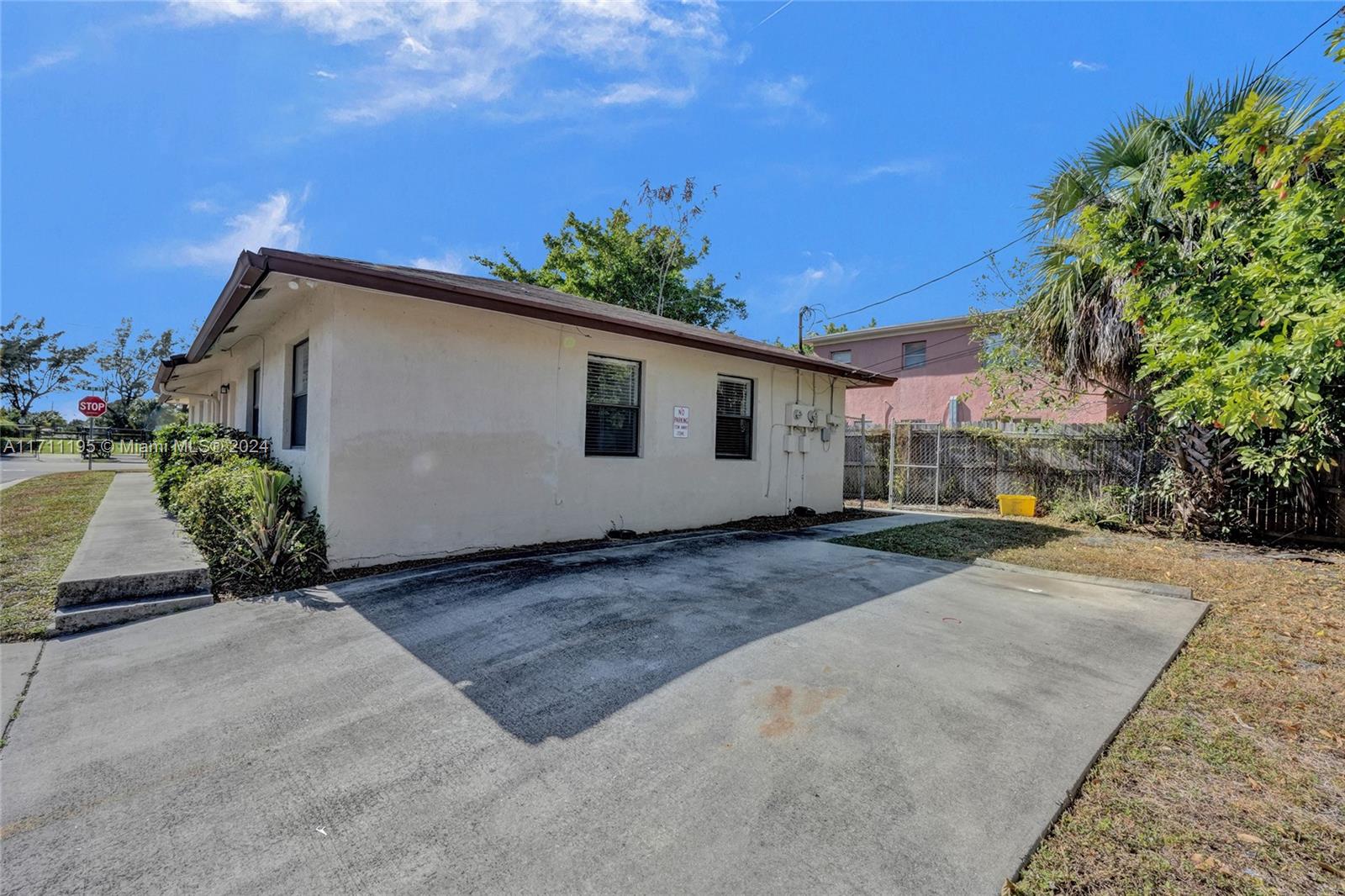 DUNBAR TERR - Residential Income
