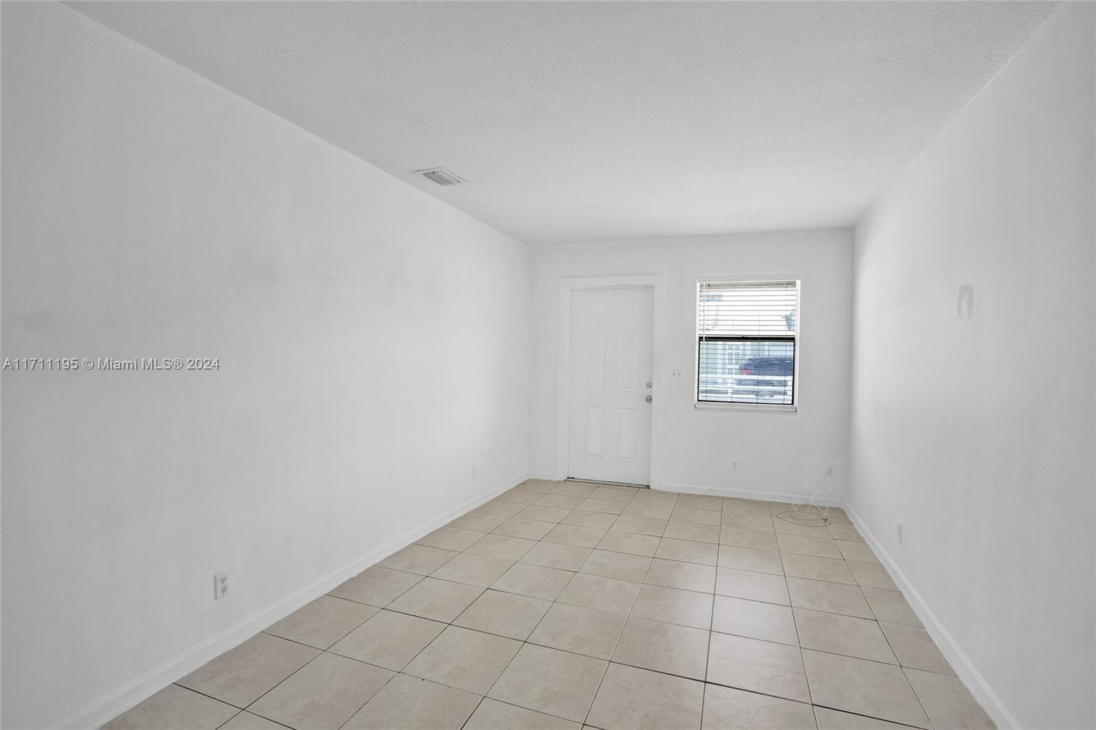 DUNBAR TERR - Residential Income