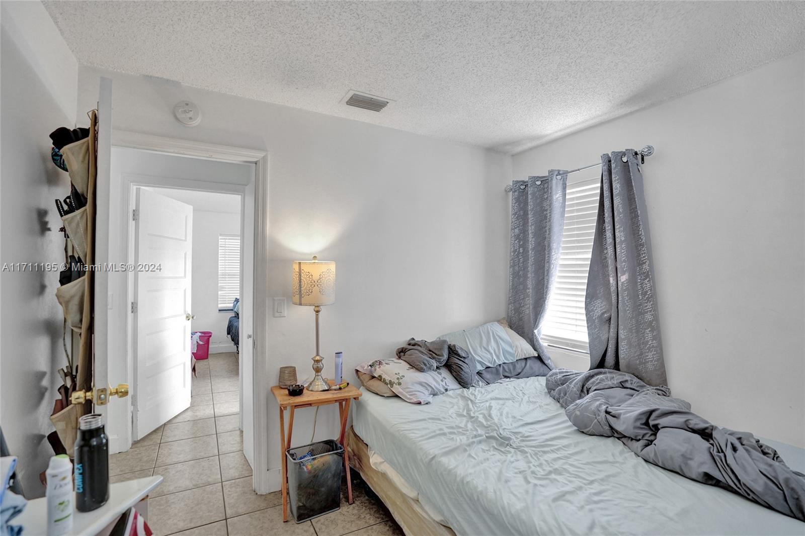 DUNBAR TERR - Residential Income