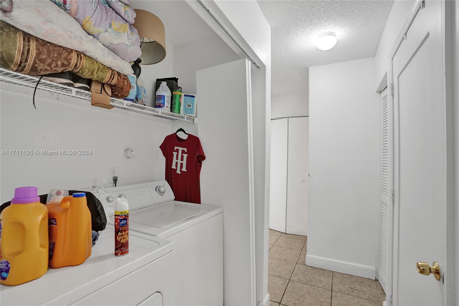 DUNBAR TERR - Residential Income