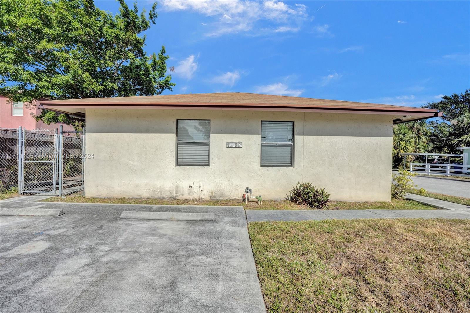 DUNBAR TERR - Residential Income