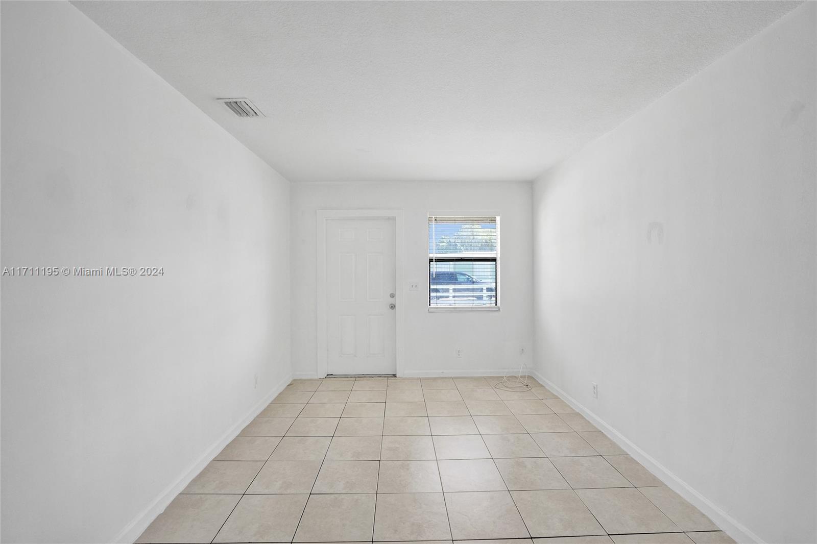 DUNBAR TERR - Residential Income
