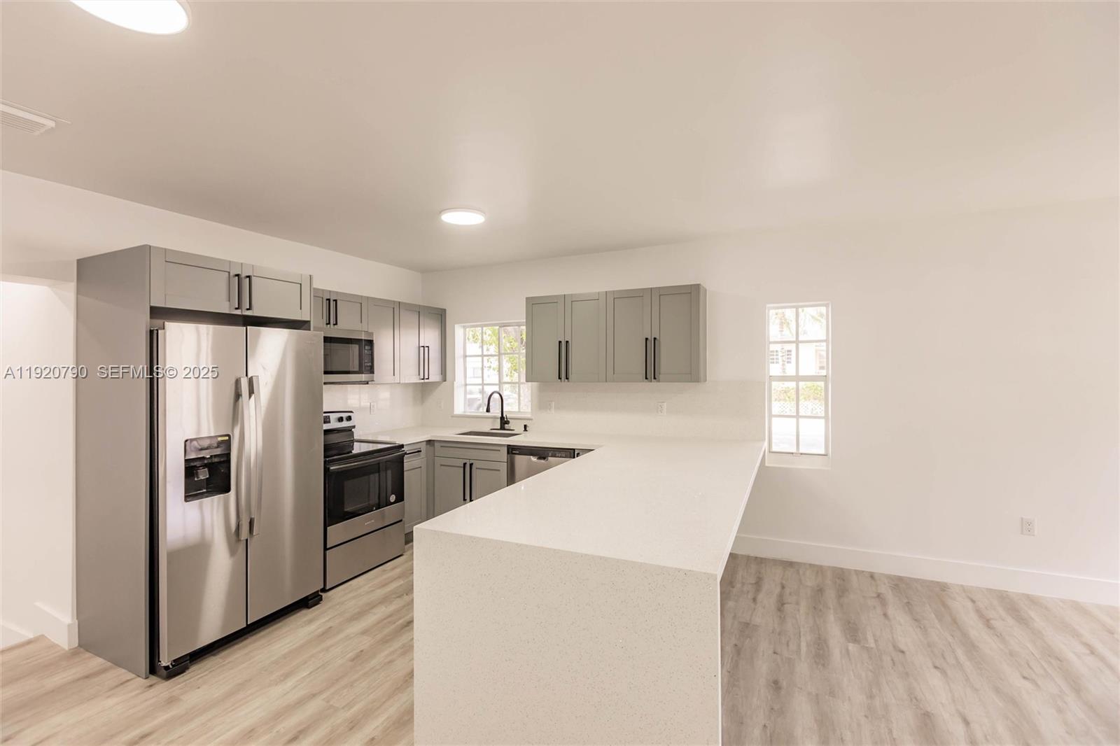 EL DORADO HEIGHTS - Residential