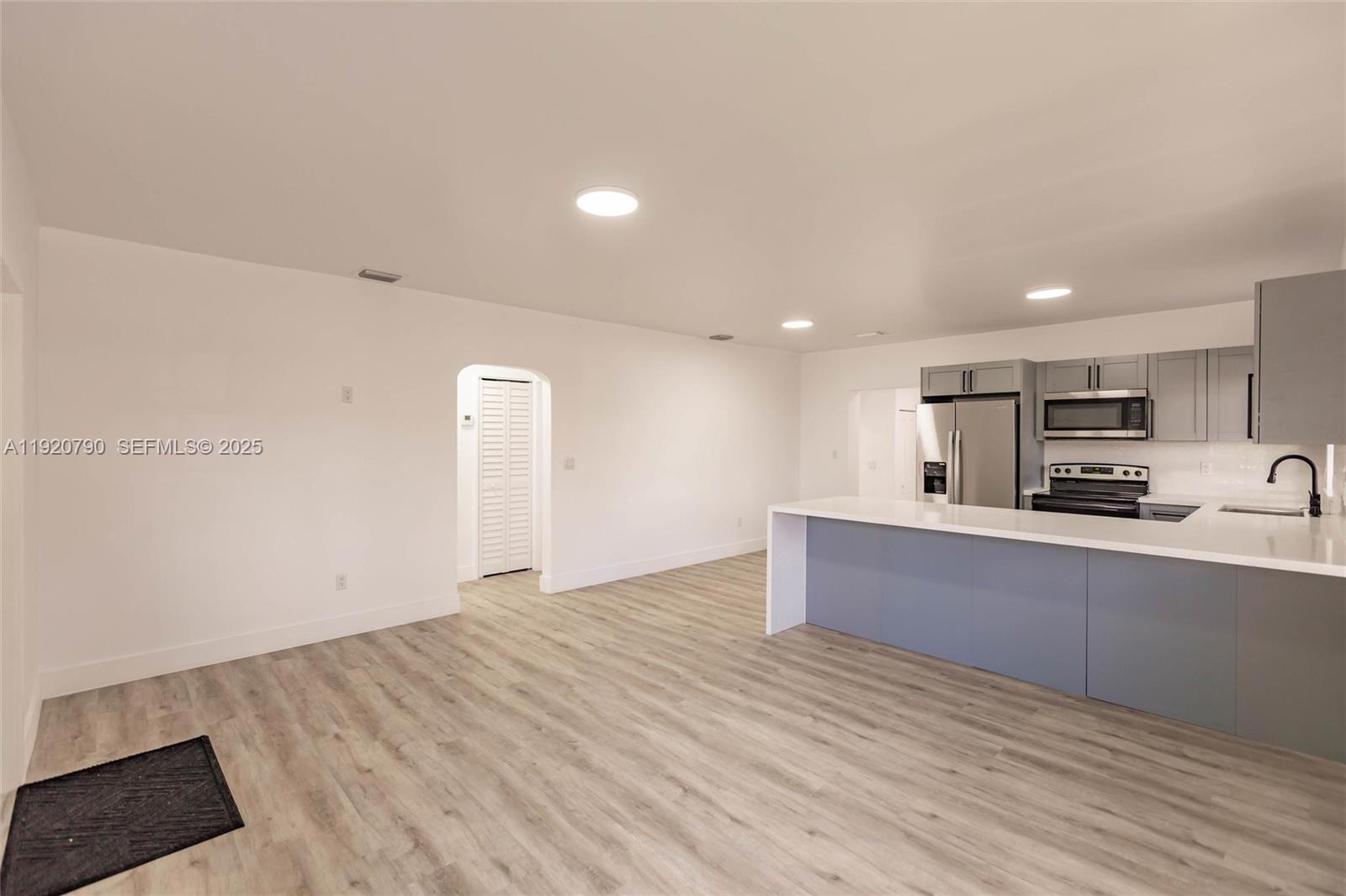 EL DORADO HEIGHTS - Residential