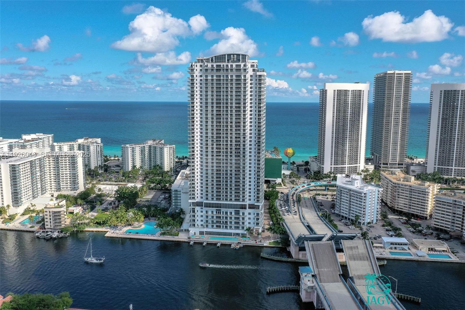 4010 SOUTH OCEAN CONDO - Residential