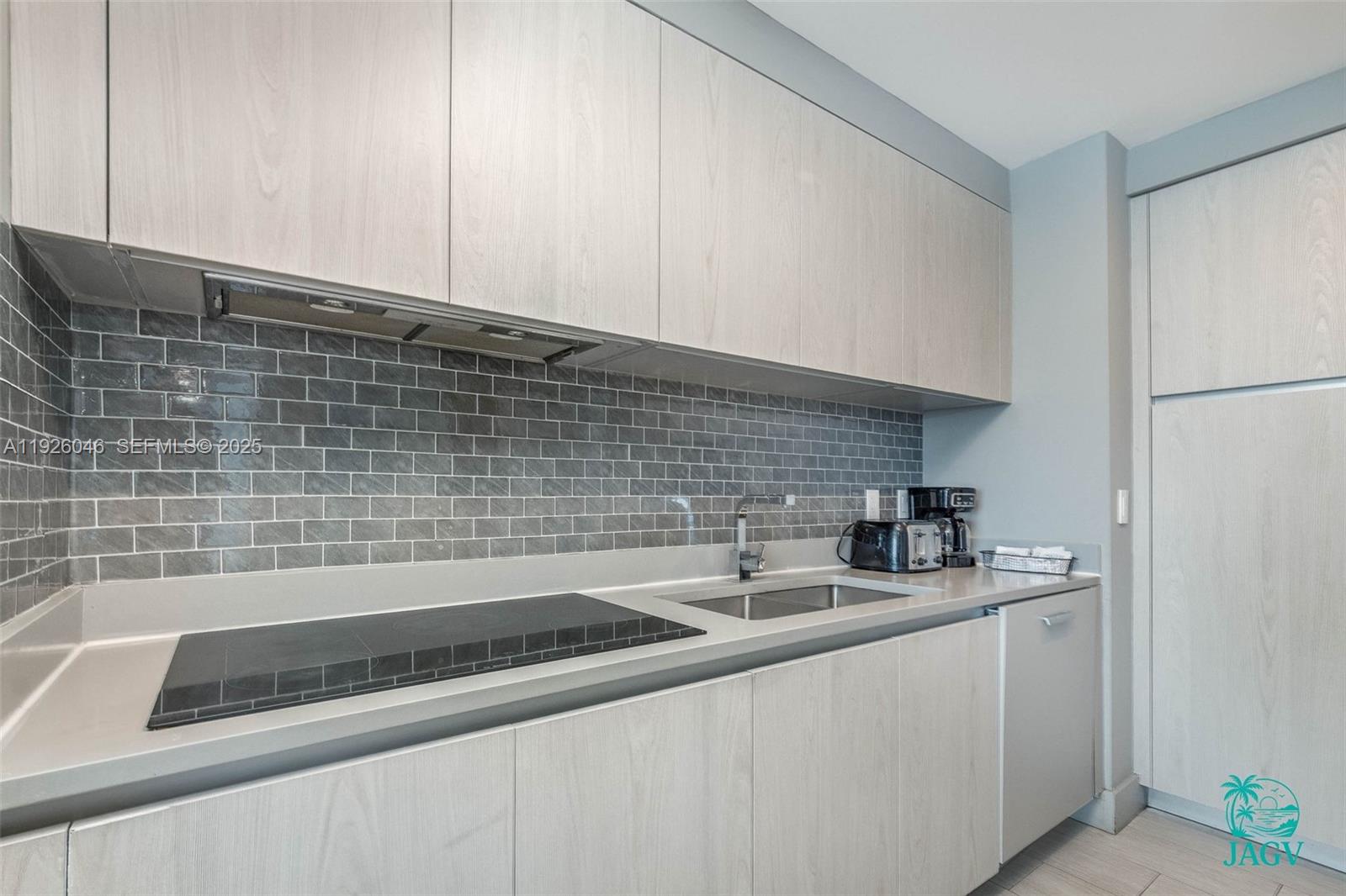 4010 SOUTH OCEAN CONDO - Residential