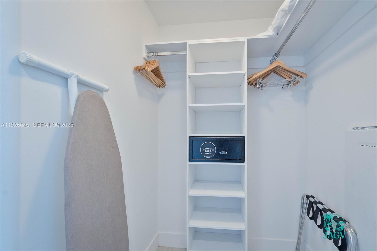 4010 SOUTH OCEAN CONDO - Residential