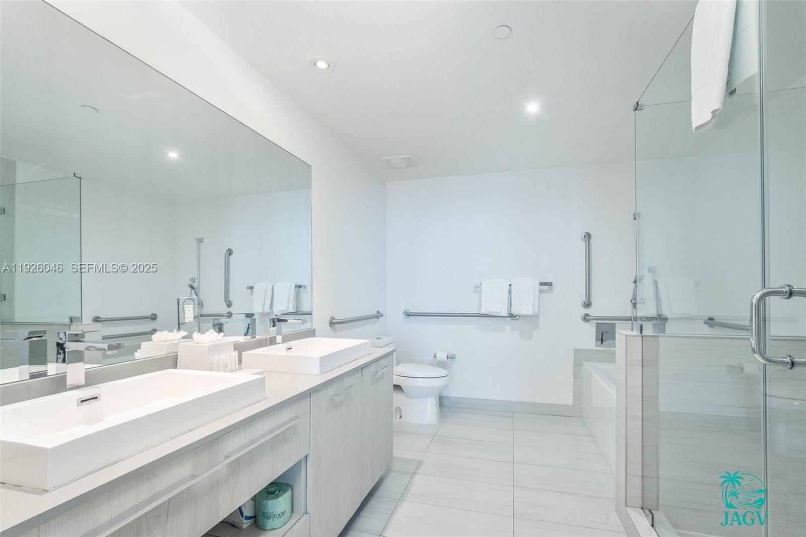 4010 SOUTH OCEAN CONDO - Residential