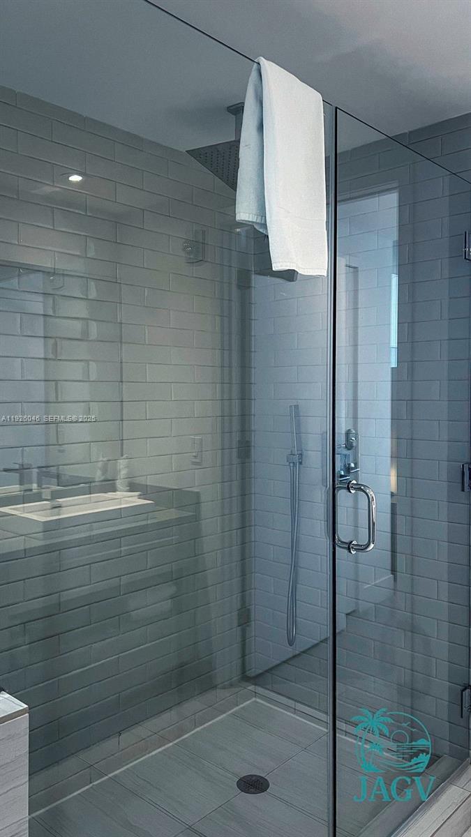 4010 SOUTH OCEAN CONDO - Residential