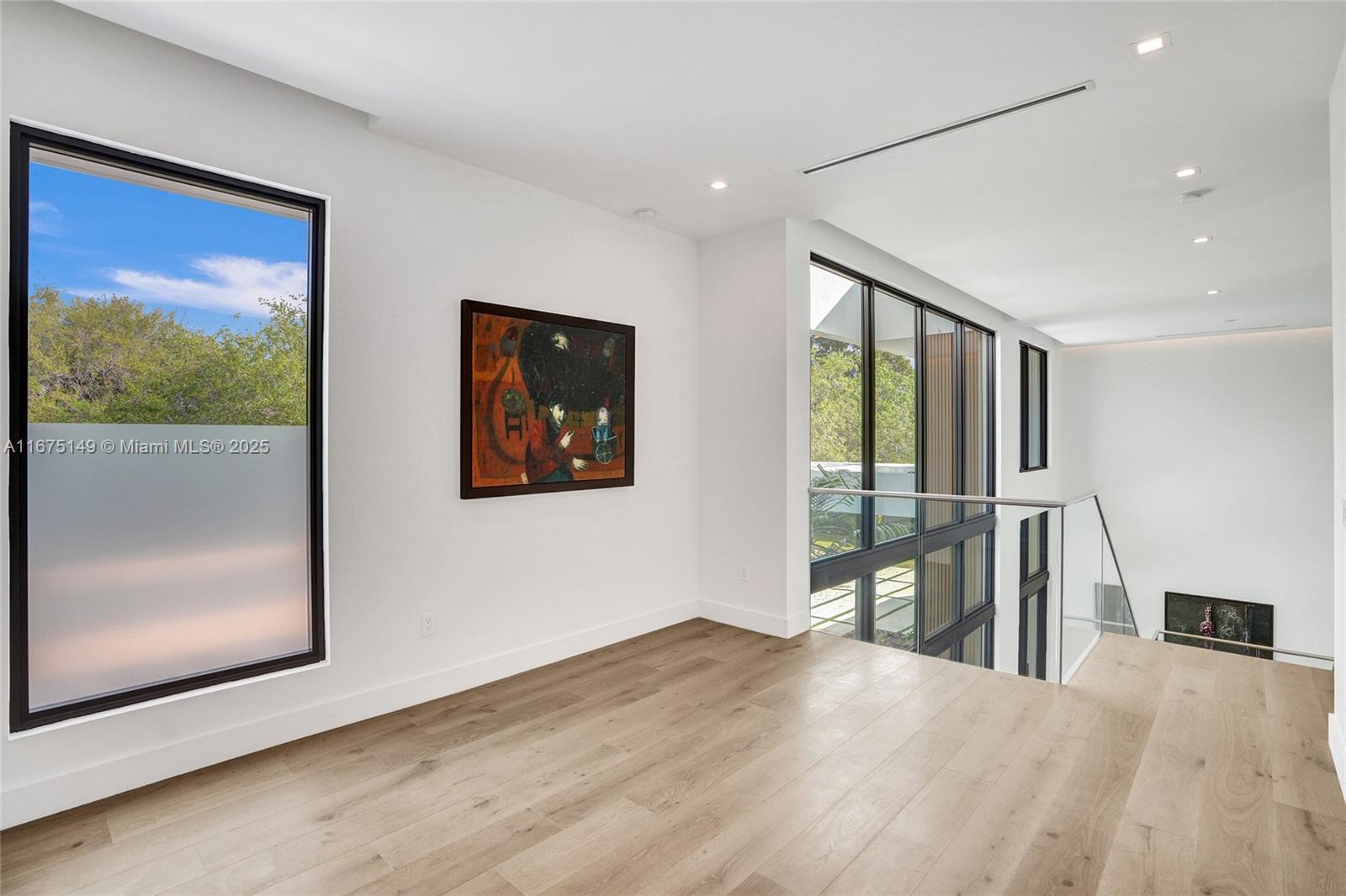 BRIERCLIFF SUB - Residential