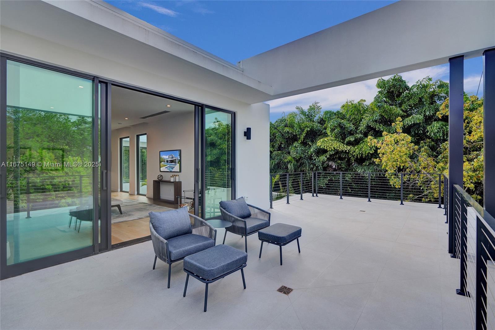 BRIERCLIFF SUB - Residential