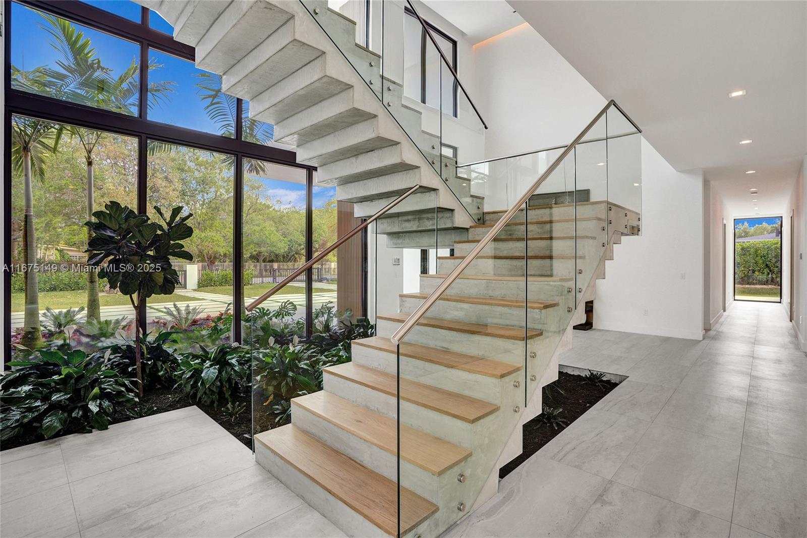 BRIERCLIFF SUB - Residential