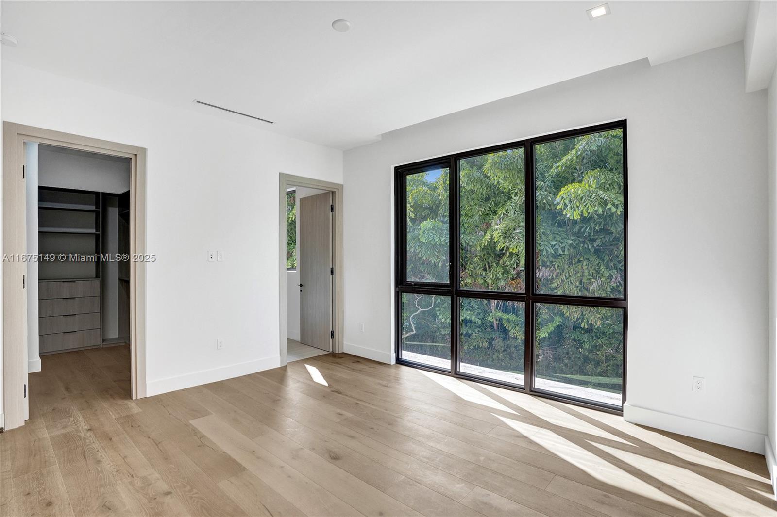 BRIERCLIFF SUB - Residential